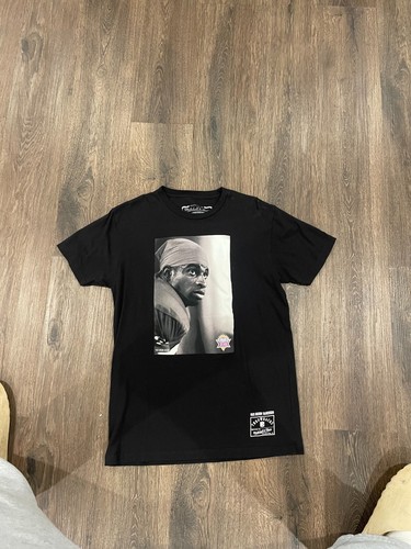 "Deion Sanders" Black Graphic Tee Size Medium