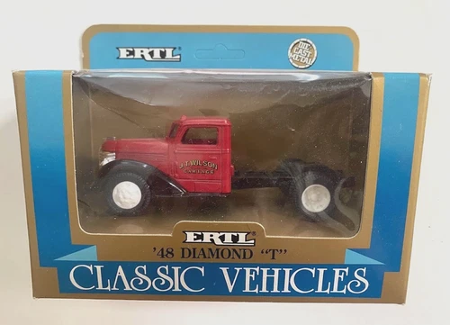 ERTLl 1990 red '48 Diamond T Truck 1:43 NEW