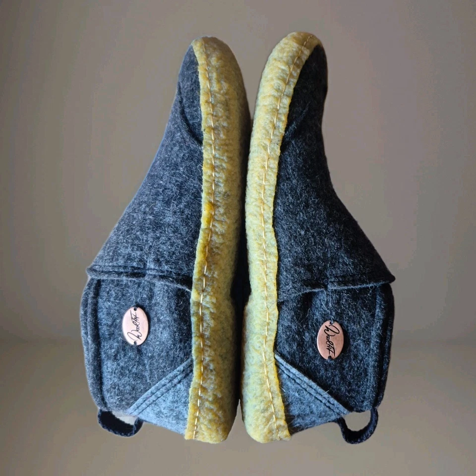 BOTAS ZAPATILLAS WOOLFIT TAIGA/GRIS OSCURO/SUELA DE GOMA NATURAL/VARIAS TALLAS/USADAS Foto 2 de 4