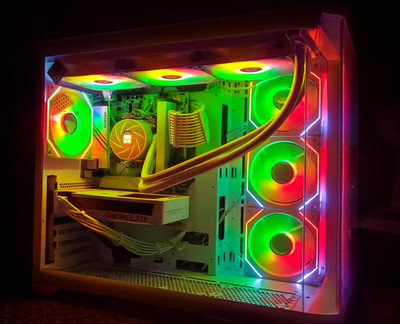 Custom Gaming/Workstation PC Build! / Beschreibung lesen