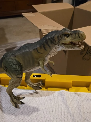 1997 Jurassic Park Lost World JP29 Thrasher T-Rex Site B Dinosaur By Kenner VTG