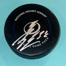 BRANDON HAGEL Signed Tampa Bay LIGHTNING Official GAME Puck Beckett (BAS)
