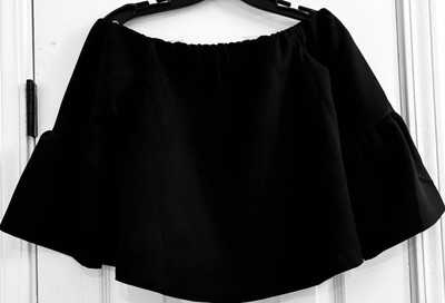 Paper Heart Old Money Scandi Minimal Quiet Luxury Mob Off The Shoulder Size S