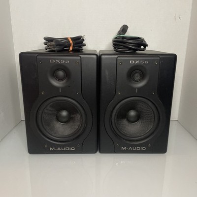 2 M-Audio Studiophile BX5a Deluxe Studio Monitor Speakers Tested and Working!!!