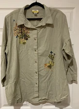 CST Sport Sz 28W Tan Button Down Embroidered Shirt w/Pockets