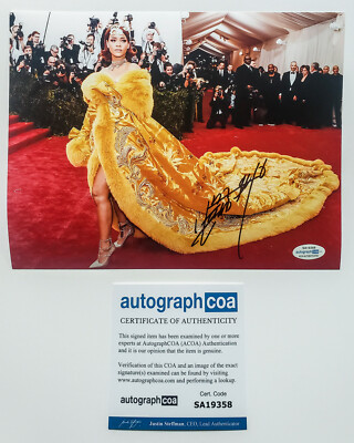 Guo Pei Fahion Designer Signed Rihanna 2015 Met Gala Dress