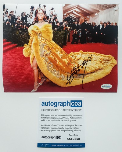 Guo Pei Fahion Designer Signed Rihanna 2015 Met Gala Dress 8x10 Photo PROOF ACOA