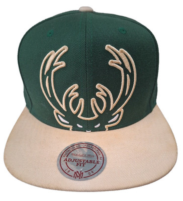 Mitchell Ness Green Cream Milwaukee Bucks Snapback Hat Cap Mens Adjustable