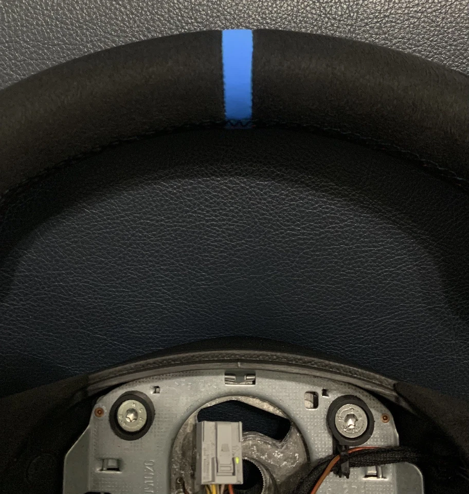 BMW OEM Custom Steering Wheel Flat Bottom E90 E91 E92 E93 E82 E87 E82 E81  - Image 4 of 4
