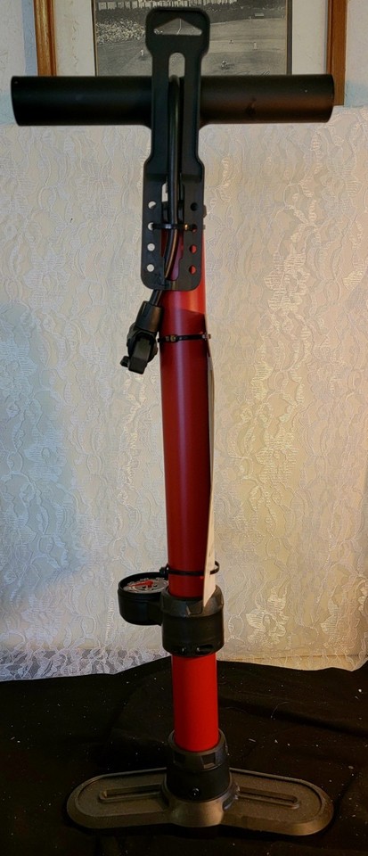 Blackburn Air Tower 3 Floor Pump - Bicycle Pump With Mid-Gauge For All Bike Tires