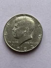 1982 P Kennedy Half Dollar (1) Clad Coins Circulated Very Nice!  N-105