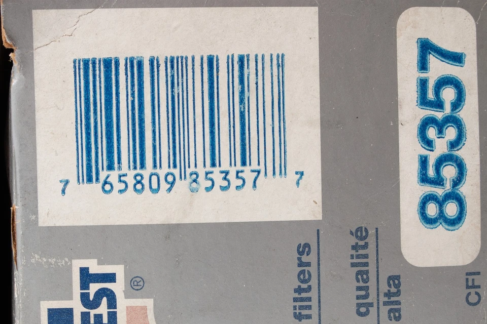 Carquest Premium Replacement Oil Filter Fits 1996-2002 Kia Sportage Number 85357 - Image 3 of 4
