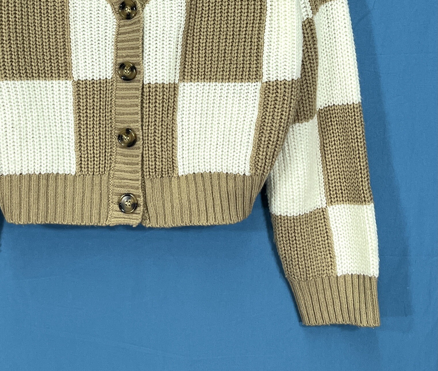 LOVE TREE Tan/White CHECK Mid-Weight Knit BUTTON-UP Cropped SWEATER CARDIGAN M