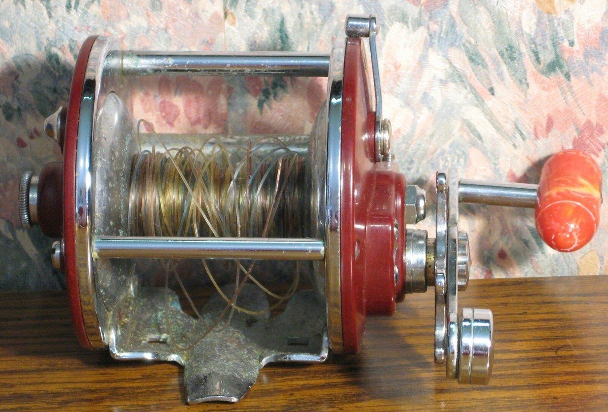 Penn Reels Peer 209 Fishing Reel - Red with White Handle - 1970s