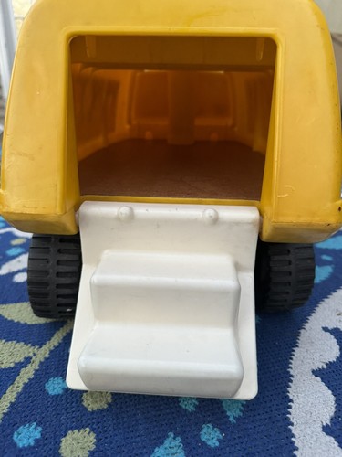 Vintage Fisher-Price Ride-On School Bus 983 Without Original Figure - Picture 5 of 9