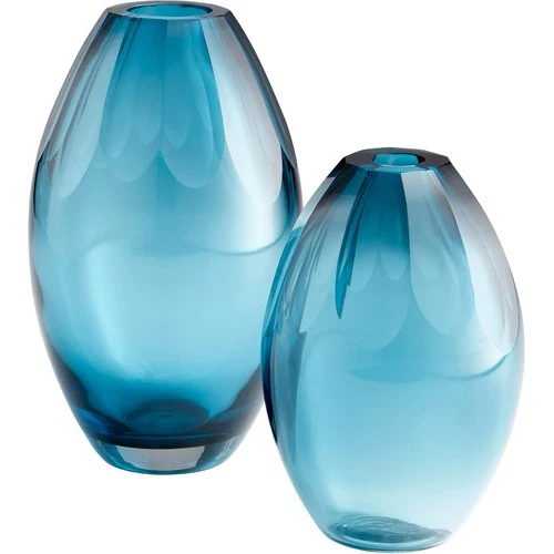Cyan Design 10311 Cressida 9 X 7 inch Vase, Small - Picture 6 of 7