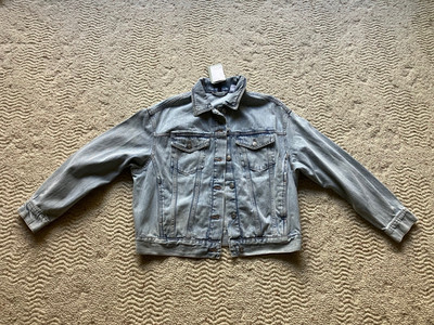DIVIDED by H&M Women Denim Jacket Button Front Blue Jean Size Small Long Sleeve