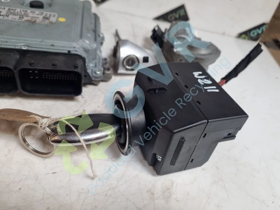 MERCEDES E CLASS W211 E280 3.0 CDI ENGINE ECU KIT & KEY A6421508578 A6421508578 - Image 4 of 4