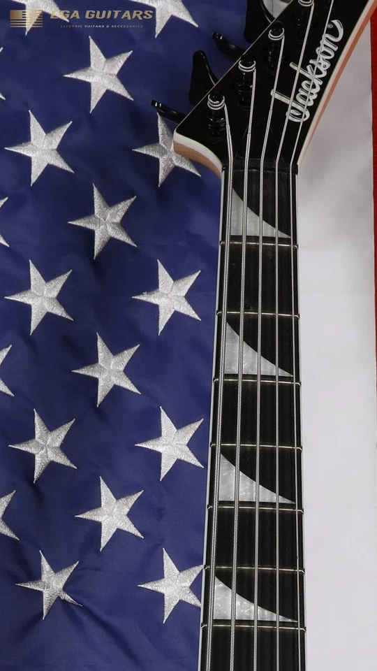 Jackson S3VQ 5-String Concert Bass Amaranth Fretboard - Transparent Black Burst - Image 3 of 4