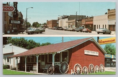 Wahoo Nebraska Linden St. Conoco & Wahoo Trading Post Postcard