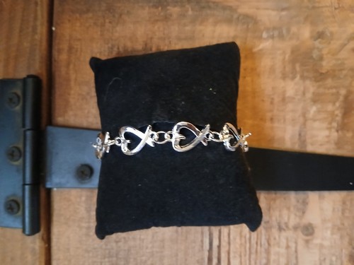 Stirling Silver Hallmarked Love Hearts Bracelet Similar to Tiffany Elsa Peretti - Picture 5 of 5