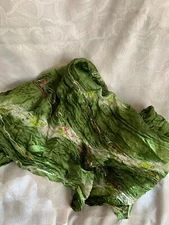 UNBRANDED- SIZE 40X70 EMBROIDERED GREEN COLOR CRINKLED SCARF FOR WOMAN