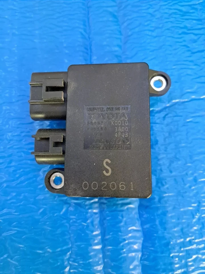 TOYOTA Genuino OEM Ventilador Computadora 89257-K0010 Corolla C-HR Nuevo Foto 3 de 3