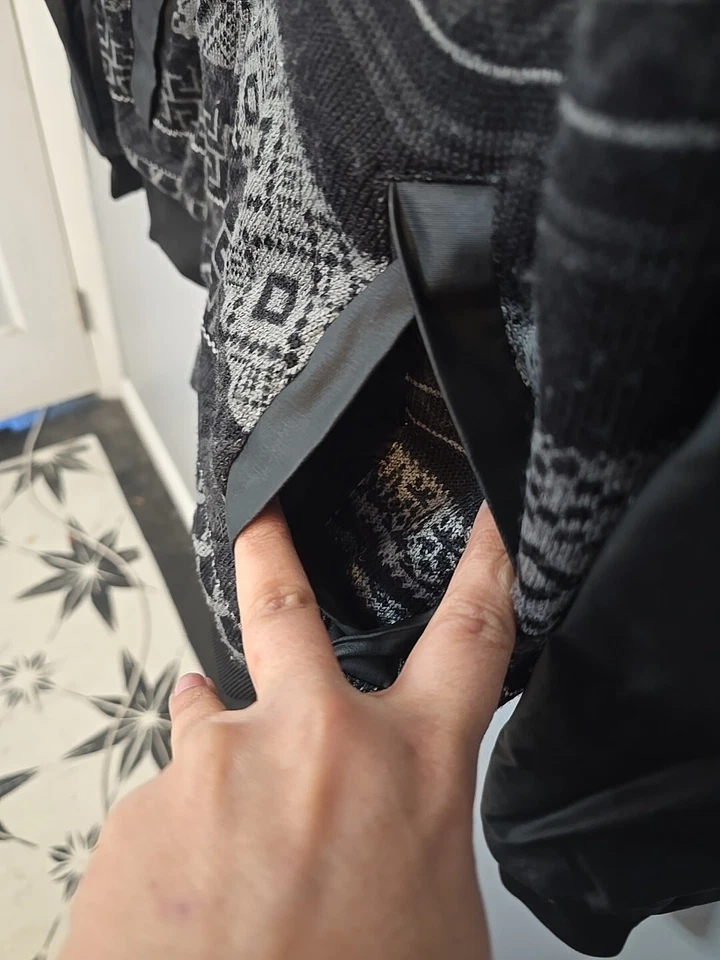 Chaqueta de bombardero azteca Krew negra para hombre talla XL Foto 4 de 4