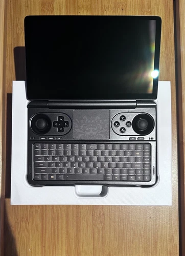 GPD Win Mini 2023, 7840U, 32gb RAM, 512gb SSD