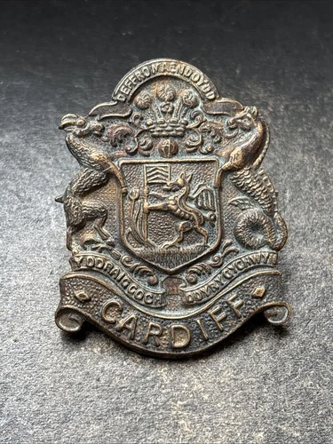 Cardiff Pals, WW1 British Army Cap Badge