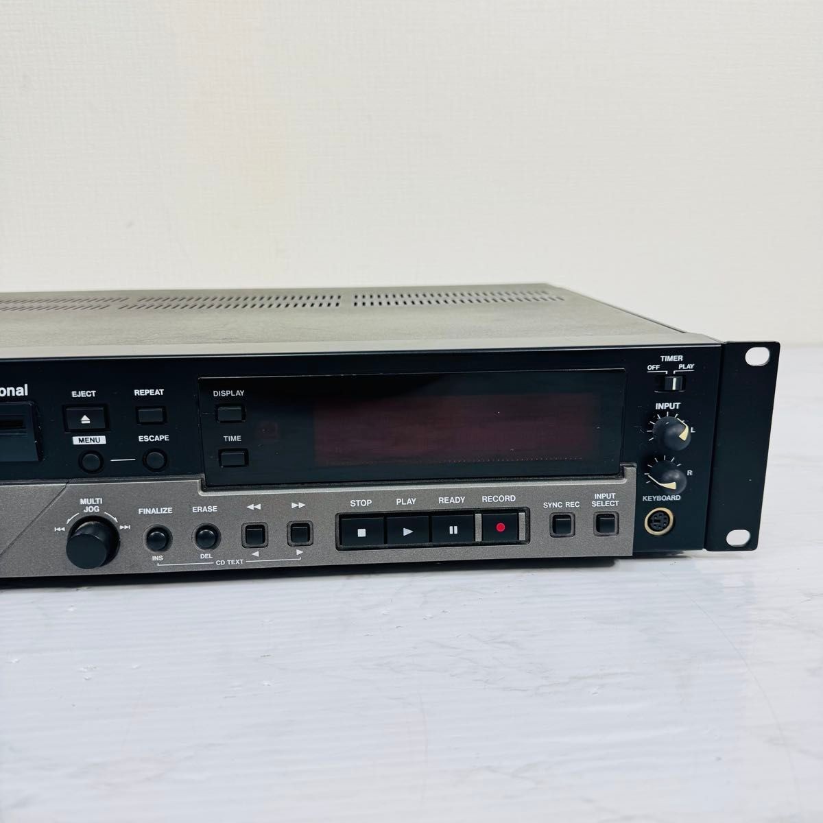 TASCAM CD-RW900SL 本体 TASCAM CD-RW900SL | Sweetwater