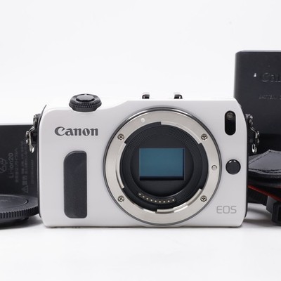 Canon EOS M 18.0MP Spiegellose Digitalkamera Weiß [Near Mint] #6193J