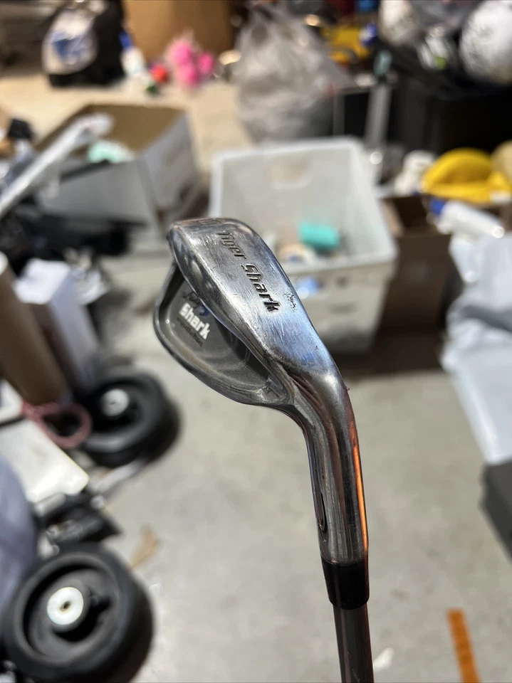 Tiger Shark Lady Shark 6 Iron  / RH / Ladies Graphite - Image 2 of 4