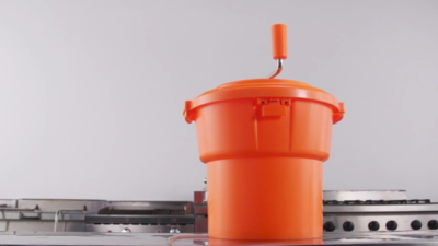 「新品未使用」harlaut Apparel ヘンリックハーロゥ　sitkid Harvest Label Outlander Backpack | Backpacks | Large Backpacks | Drop