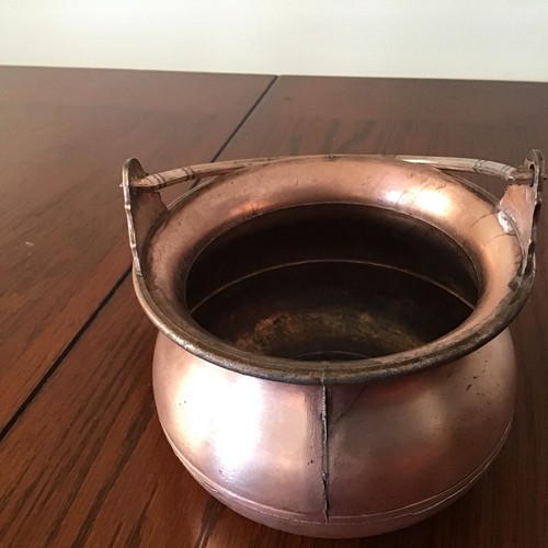 Antique Peltrato Heavy Solid Copper Round Cauldron Pot w Handle 95% 5 1/2 X 4” - Picture 2 of 8