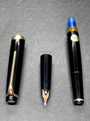 MONTBLANC MEISTERSTUCK No.12 Black GT '60s Vintage Fountain Pen