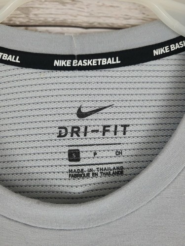NWT Nike Men's Size Small Dri-Fit Basketball Long Sleeve Shirt Training Athletic - Picture 4 of 12