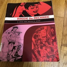 Maggie the Mechanic (Love & Rockets) - Paperback By Jaime Hernandez