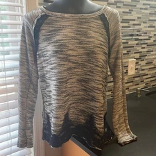 Jolt Heather Black Laced Trim Long Sleeve