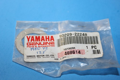 #ad NOS Yamaha Washer 73 75 RD250 RD350 76 YZ100 76 85 88 YZ125 OEM # 90209 22248 $8.95