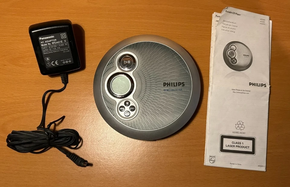 Tragbarer CD Player Philips AX2300/00 mit (Panasonic-)Netzteil und Manual