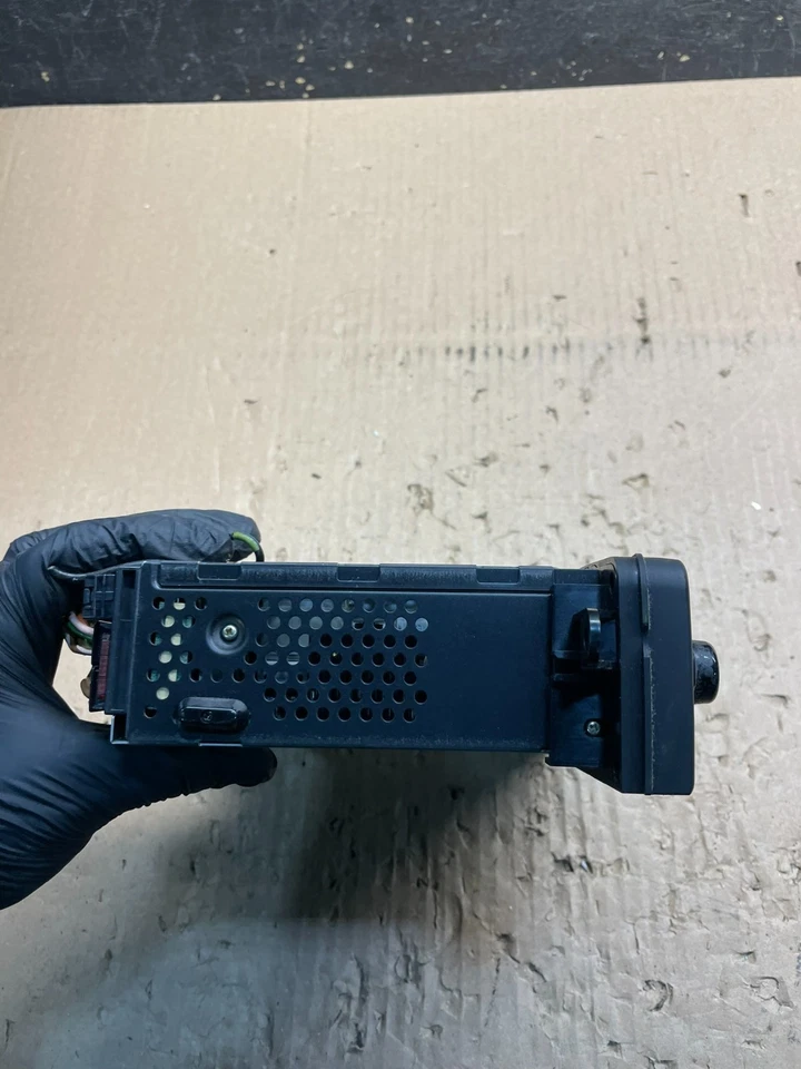 2001-2004 Mercedes W203 C230 CLK320 Radio Stereo Audio AM FM Unit U1493 DG - Image 4 of 4