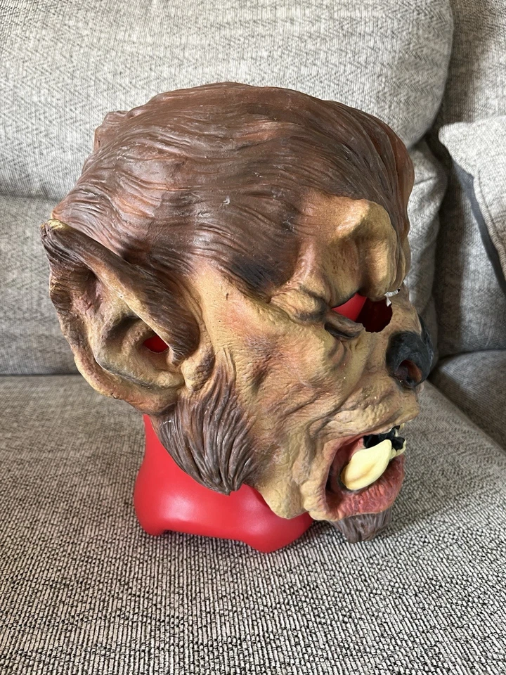 Vintage 2003 The Paper Magic Group Werewolf Halloween Detailed Mask - Image 3 of 4