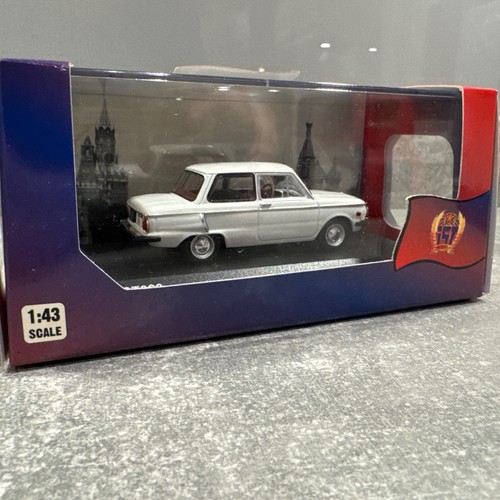 1:43 IST Models ZAZ 966 1967 - IST028 - Bild 8 von 9
