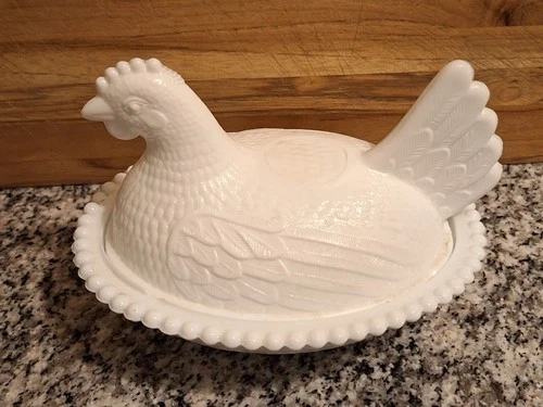 Vintage Indiana Glass Hen On Nest Milk Glass Dish