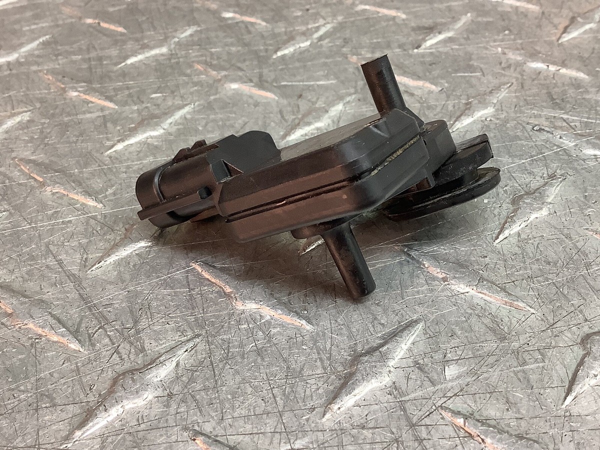 Map Air Temp Pressure Sensor Kawasaki Zx-10 ZX10 2004 04 2005 05