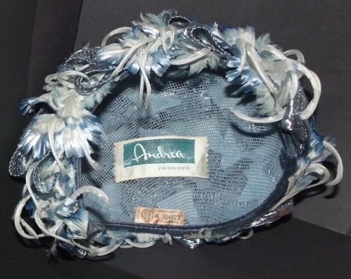 Vintage ANDREA FASHIONS WOMENS FLAPPER HAT VINTAGE MILLINERY FLOWERS & FEATHERS - Picture 2 of 9