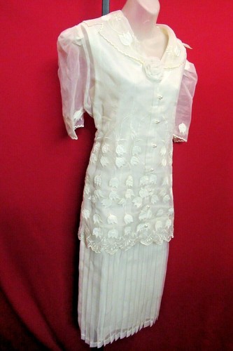 Vintage weiß plissiertes Hochzeitskleid mit bestickter Jacke groß - Bild 4 von 8