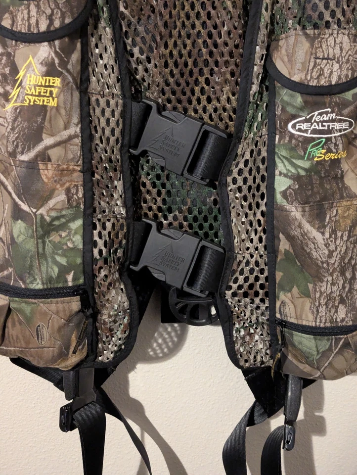 REALTREE Camo Pro-Series HSS6 Hunter Safety System Harness w Straps Men's L/XL - Image 4 of 4