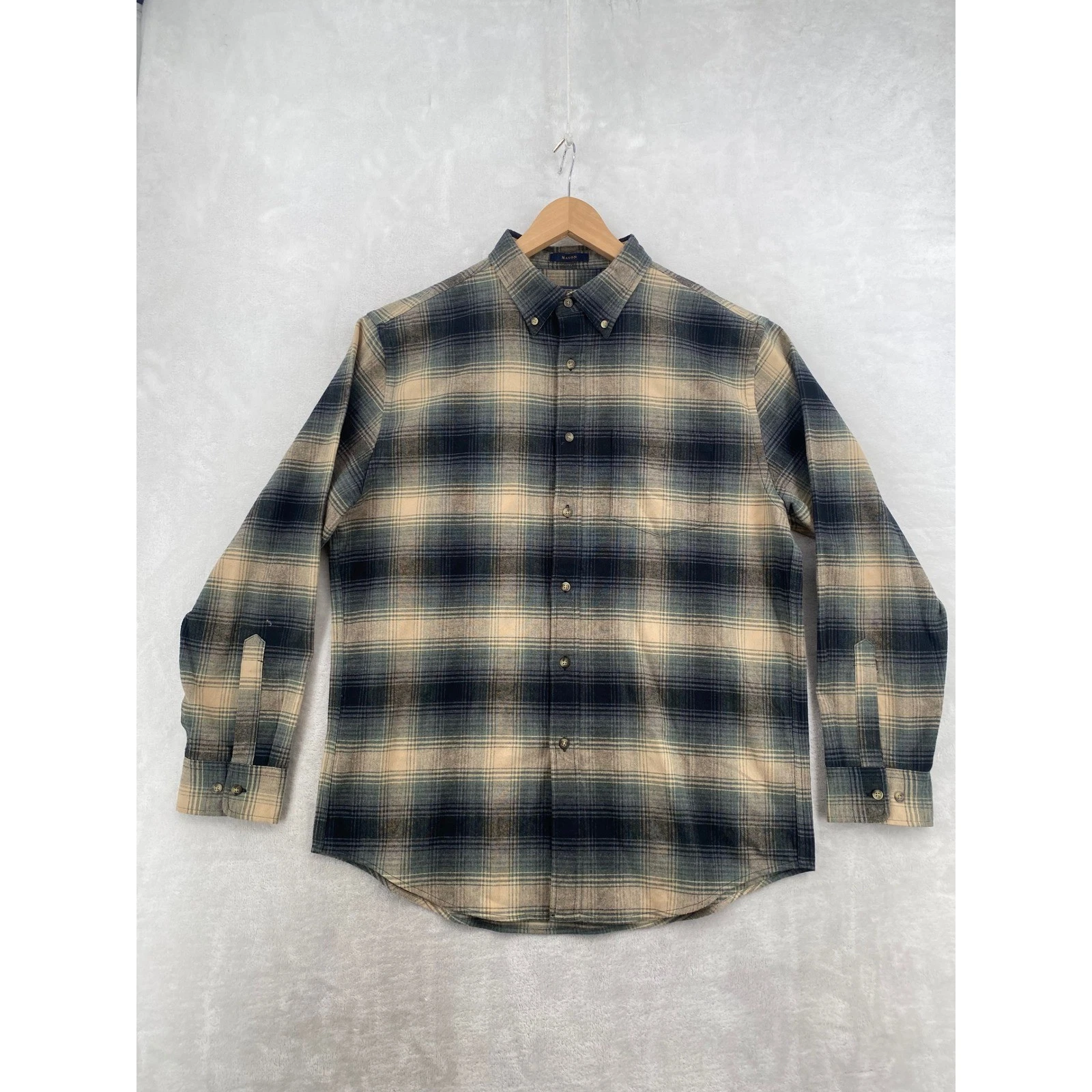 Pendleton Mason Flannel Shirt Mens Large Fade Plaid Cotton Button Down Outdoor
Opens in a new window